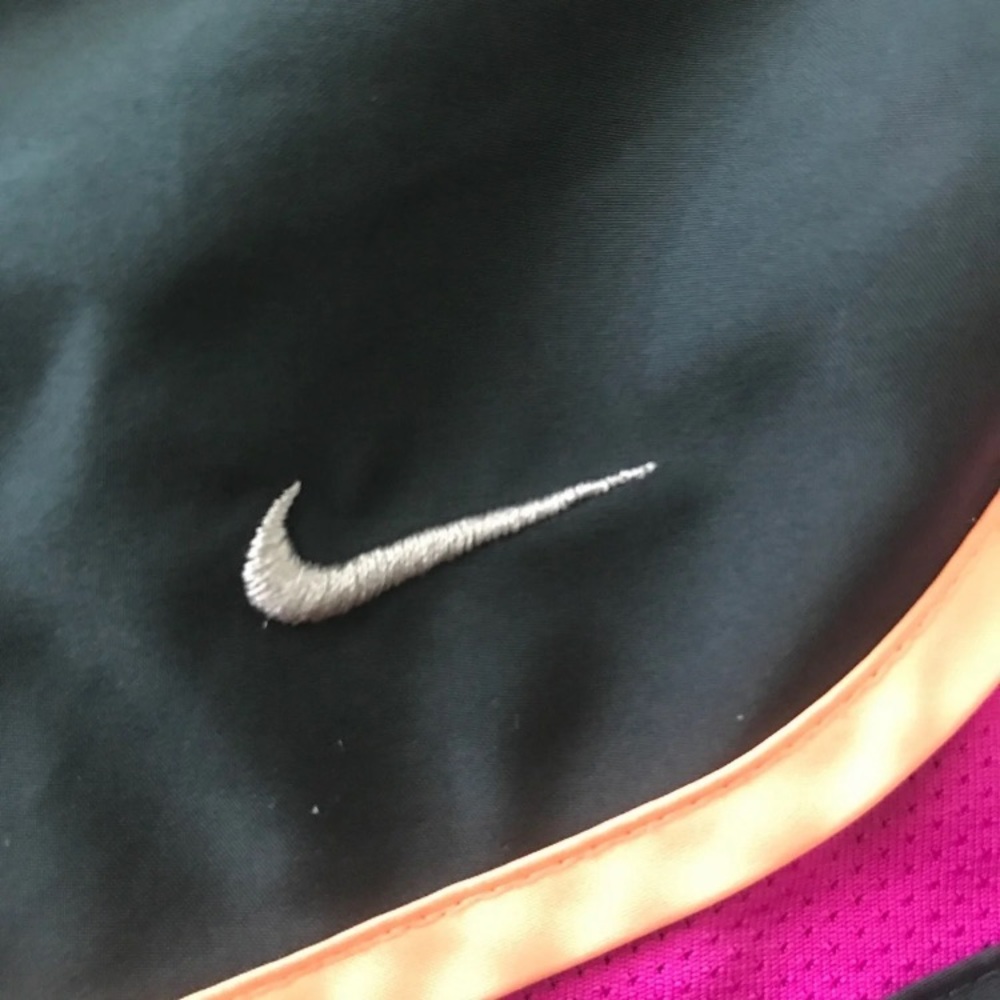 Activewear outfit 💗🧡 - Picture 3 of 11